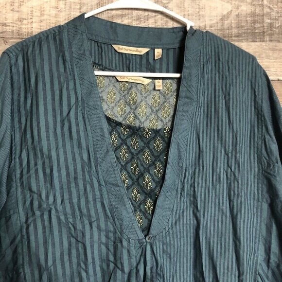 SOFT SURROUNDINGS Womens TOP 3/4 Sleeve BLUE Stripe One Button Size XL with Tank - Picture 2 of 10